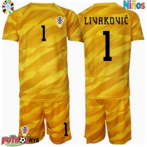 Camiseta Croacia Dominik Livakovic #1 Portero Primera Equipación para niños Eurocopa 2024 manga corta (+ pantalones cortos)